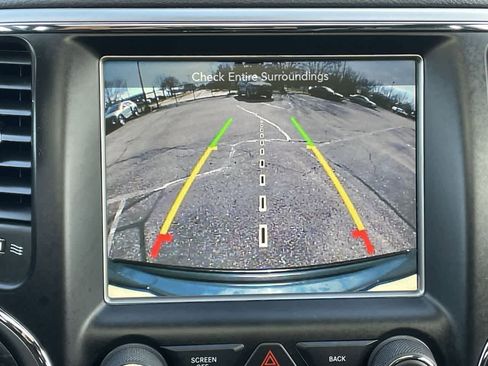 Used 2017 Jeep Grand Cherokee Altitude image 26