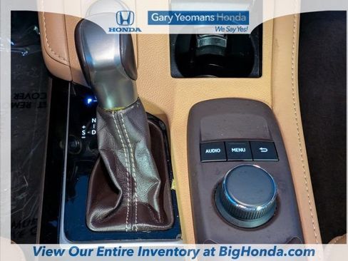 Used 2016 Lexus ES 350 w/ Premium Package w/Wood Trim FWD image 19