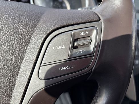 Used 2017 Hyundai Santa Fe Sport w/ 2.4L Tech Package 04 image 33