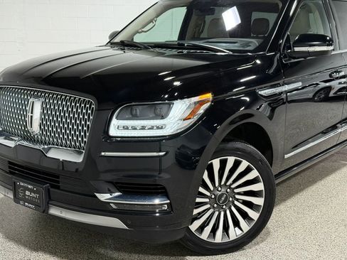 Used 2019 Lincoln Navigator L Reserve AWD/4WD image 3
