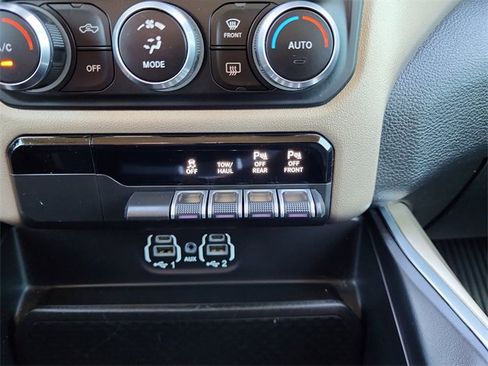 Used 2021 RAM 1500 Laramie image 25