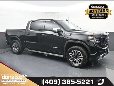 Used 2025 GMC Sierra 1500 Denali Ultimate AWD/4WD image 1