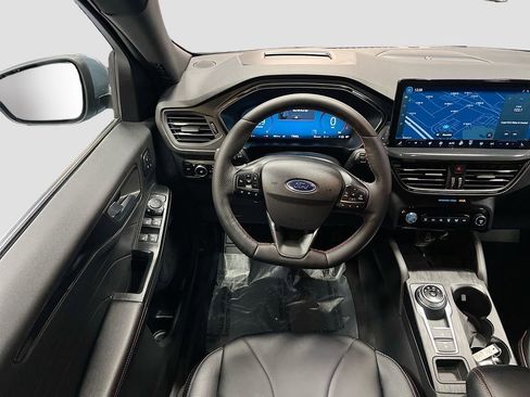 Used 2025 Ford Escape ST-Line Elite w/ Premium Technology Package AWD/4WD image 23
