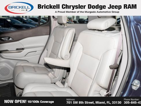 Used 2018 GMC Acadia SLT image 18