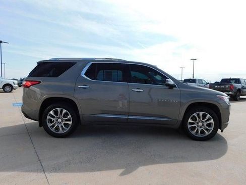 Used 2018 Chevrolet Traverse Premier w/ Driver Confidence II Package image 30