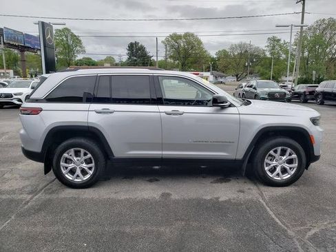 Used 2022 Jeep Grand Cherokee Limited image 5