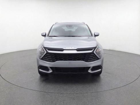 Used 2024 Kia Sportage LX image 2