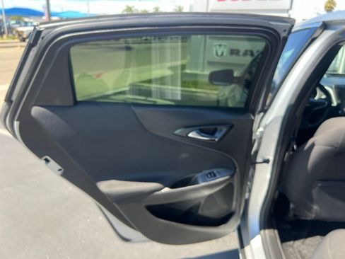 Used 2022 Chevrolet Malibu LT FWD image 37