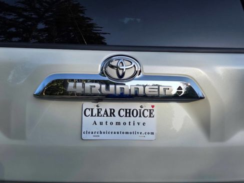 Used 2018 Toyota 4Runner Limited image 34