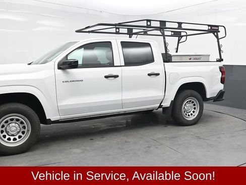 Used 2024 Chevrolet Colorado W/T w/ Safety Package RWD image 3