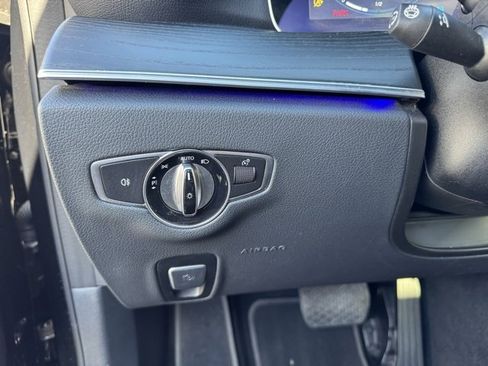 Certified 2022 Mercedes-Benz E 350 4MATIC Sedan image 23