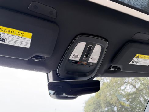 New 2026 Volvo XC90 T8 Plus image 16