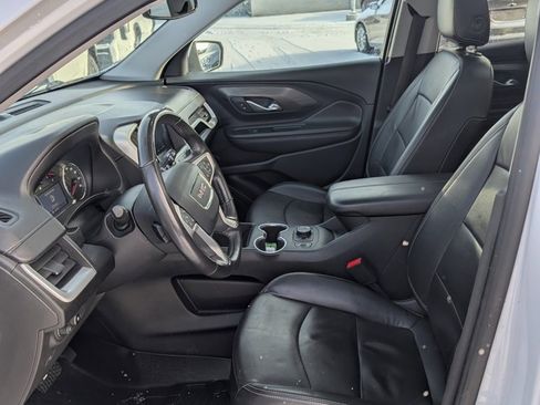 Used 2022 GMC Terrain SLT image 14