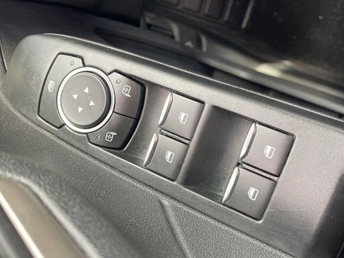 Used 2022 Ford Escape SE image 23