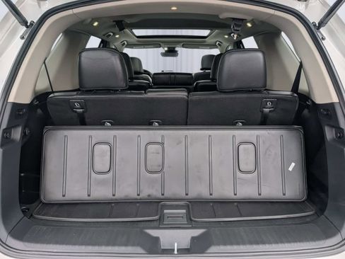 Certified 2025 Honda Pilot Touring image 12