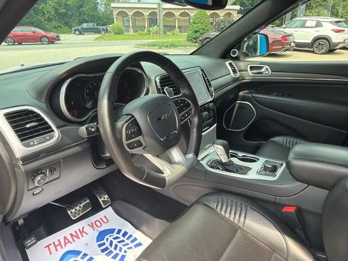 Used 2021 Jeep Grand Cherokee SRT AWD/4WD image 28