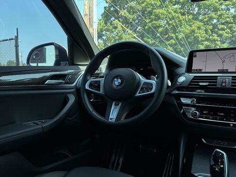 Used 2021 BMW X4 xDrive30i w/ M Sport Package AWD/4WD image 10