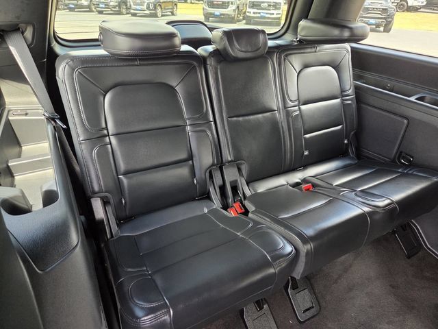 Used 2023 Lincoln Navigator Reserve AWD/4WD image 30