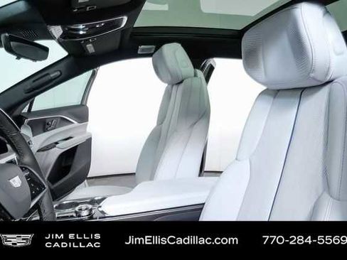 New 2026 Cadillac Lyriq Premium Luxury image 5