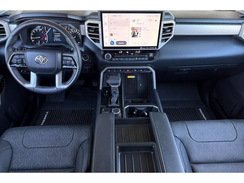 Used 2023 Toyota Tundra Limited AWD/4WD image 14