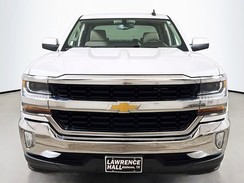 Used 2018 Chevrolet Silverado 1500 LT w/ Texas Edition image 2