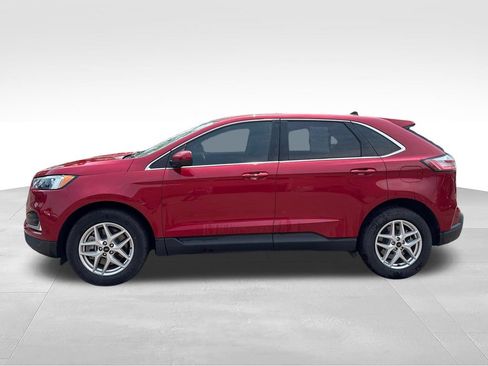 Certified 2023 Ford Edge SEL w/ Convenience Package AWD/4WD image 5
