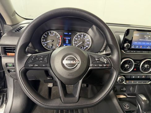 Used 2024 Nissan Sentra S FWD image 11