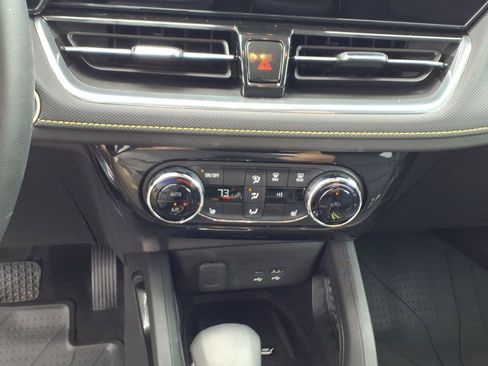 Used 2024 Chevrolet TrailBlazer ACTIV w/ Convenience Package FWD image 13
