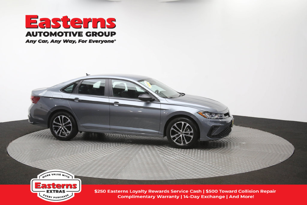 Used 2025 Volkswagen Jetta Sport FWD image 47