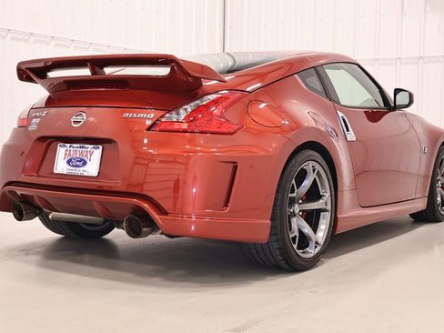 Used 2013 Nissan 370Z NISMO RWD image 9