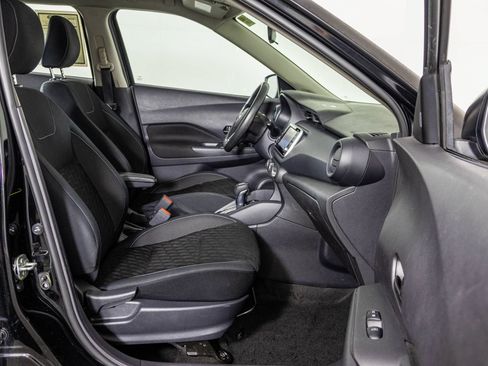 Used 2022 Nissan Kicks S FWD image 43