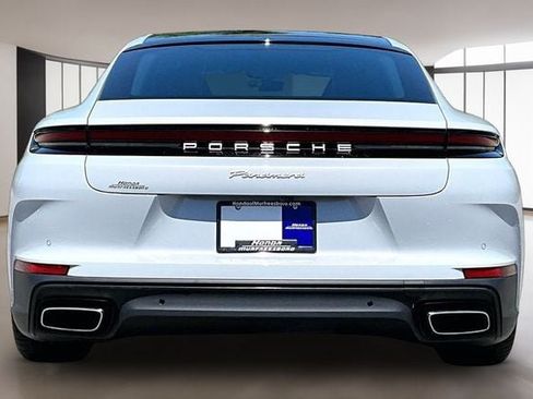 Used 2025 Porsche Panamera RWD image 5