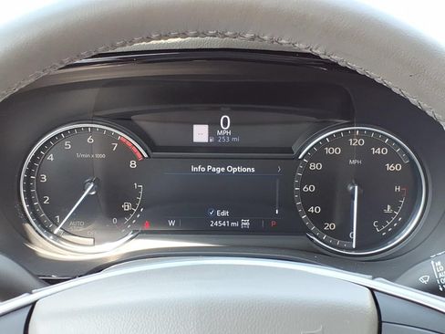 Used 2021 Cadillac XT5 Premium Luxury w/ LPO, Floor Liner Package AWD/4WD image 26