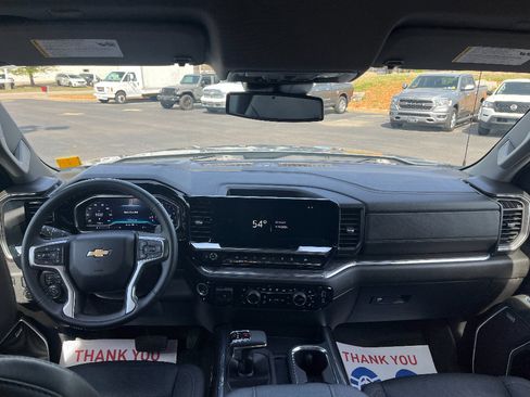 Used 2024 Chevrolet Silverado 1500 LTZ image 22