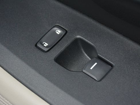Used 2023 Honda HR-V LX image 22