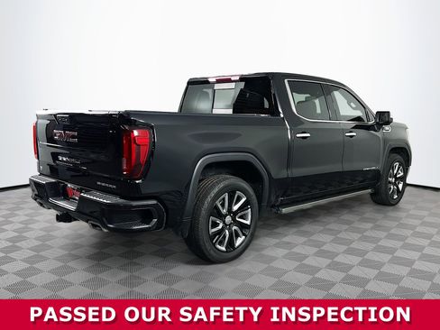 Used 2022 GMC Sierra 1500 Denali w/ Denali Premium Package image 32