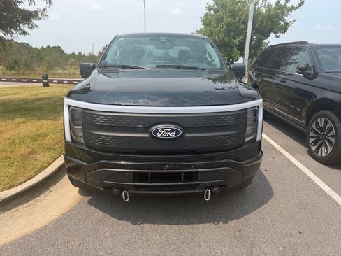 Used 2025 Ford F150 Lightning Flash AWD/4WD image 5