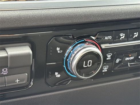 New 2026 GMC Sierra 1500 Elevation image 21