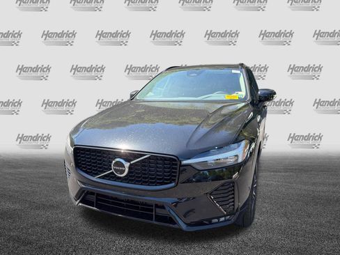 Used 2024 Volvo XC60 B5 Plus w/ Protection Package Premier AWD/4WD image 7
