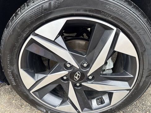 Certified 2023 Hyundai Elantra SEL w/ Convenience Package image 8