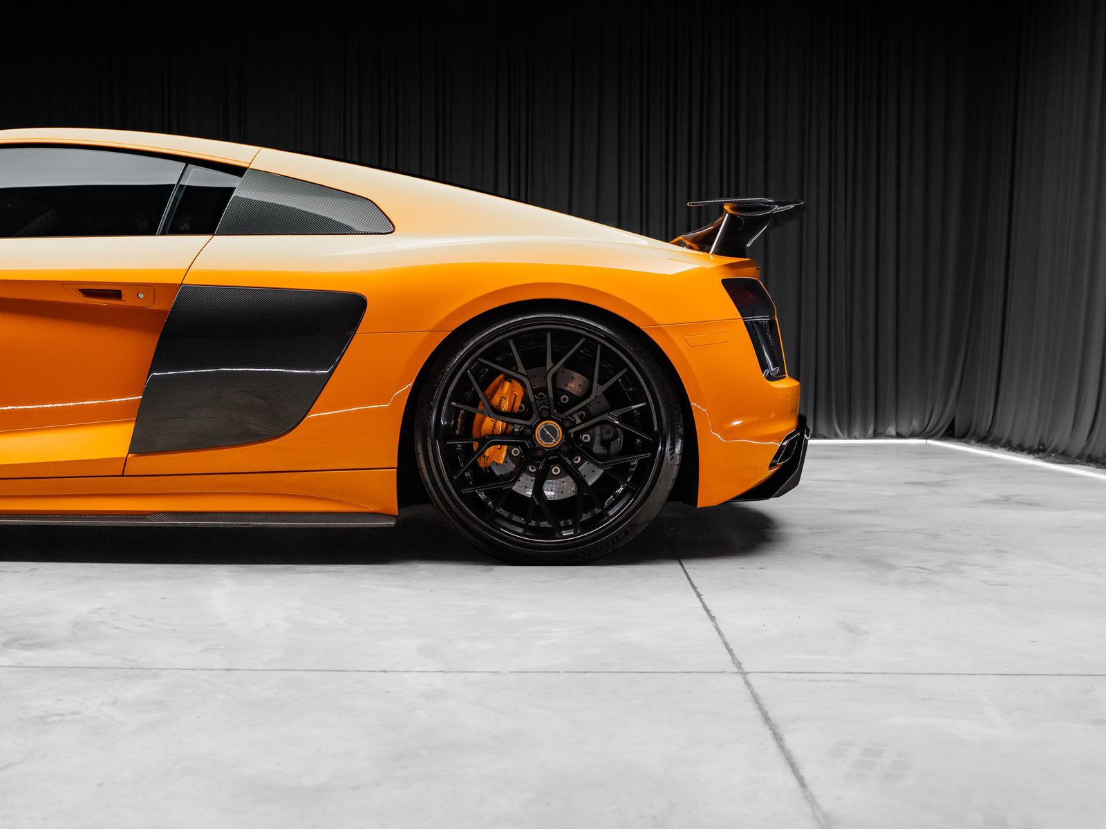 Used 2017 Audi R8 V10 plus AWD/4WD image 33