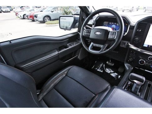 Used 2025 Ford F150 Lariat w/ Equipment Group 501A Mid AWD/4WD image 9