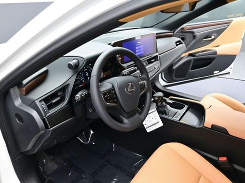 New 2025 Lexus ES 350 350 image 13