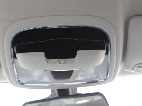 Used 2017 Jeep Cherokee Sport w/ Cold Weather Group image 57