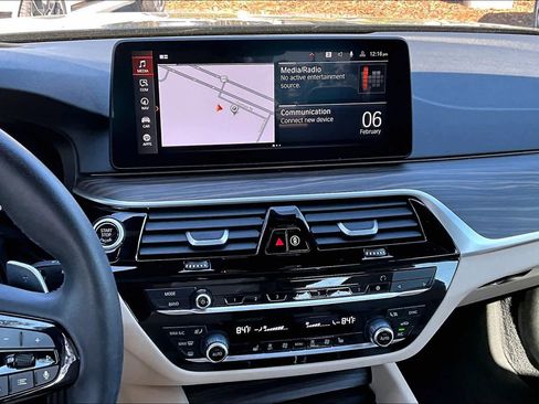 Certified 2023 BMW 540i w/ Premium Package image 7