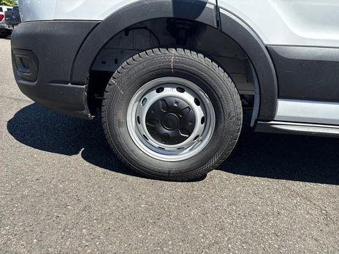 New 2025 Ford Transit 150 148 Medium Roof w/ Load Area Protection Package image 30