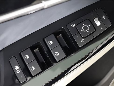 Used 2024 Kia EV6 GT-Line image 16