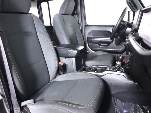 Used 2024 Jeep Wrangler Unlimited w/ Convenience Group AWD/4WD image 45