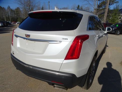 Used 2017 Cadillac XT5 Luxury image 10