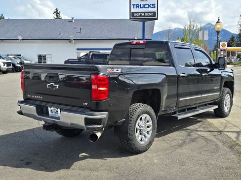 Used 2016 Chevrolet Silverado 2500 LTZ w/ Duramax Plus Package image 5
